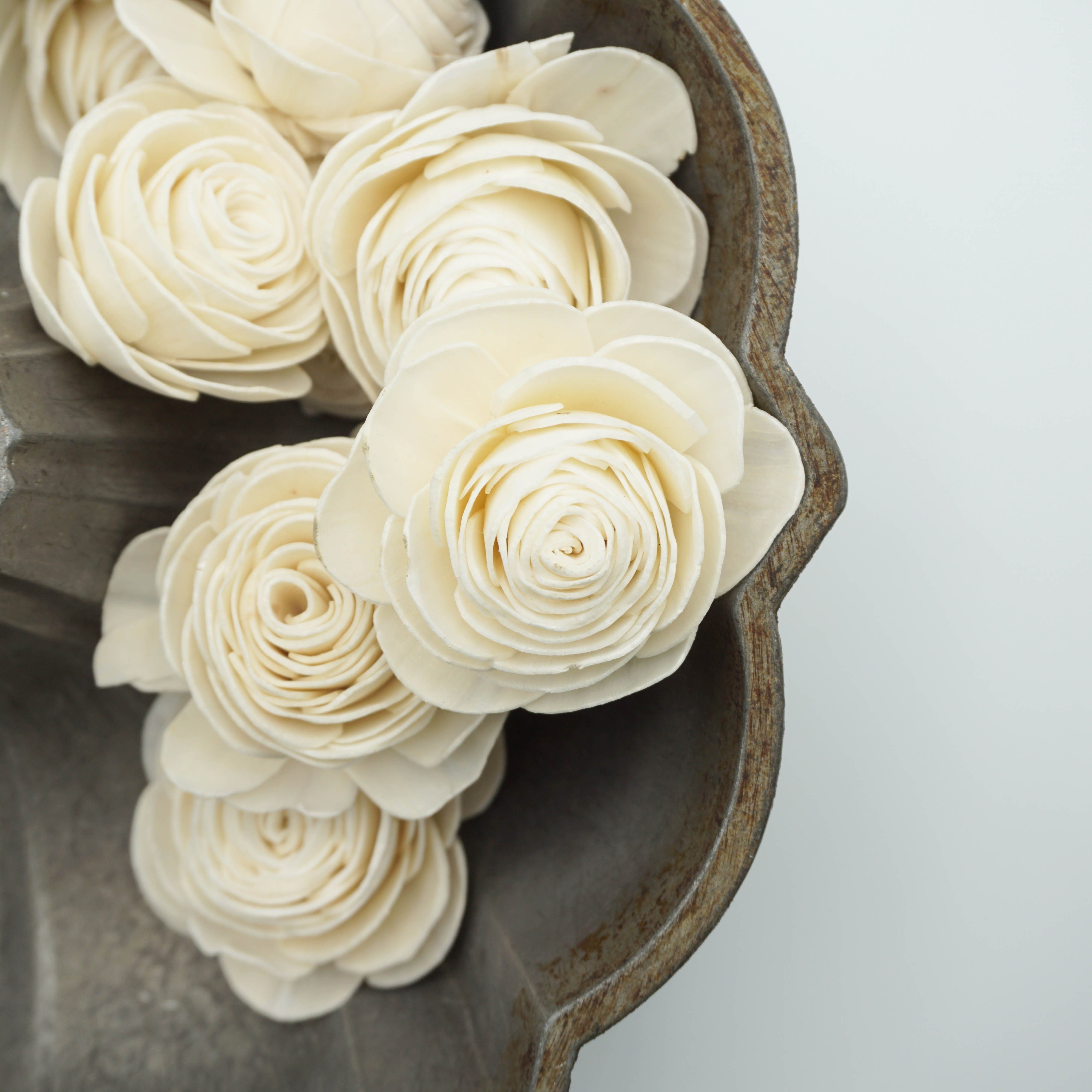 American Beauty™ Flower - set of 12 - 2.5 inches _sola_wood_flowers