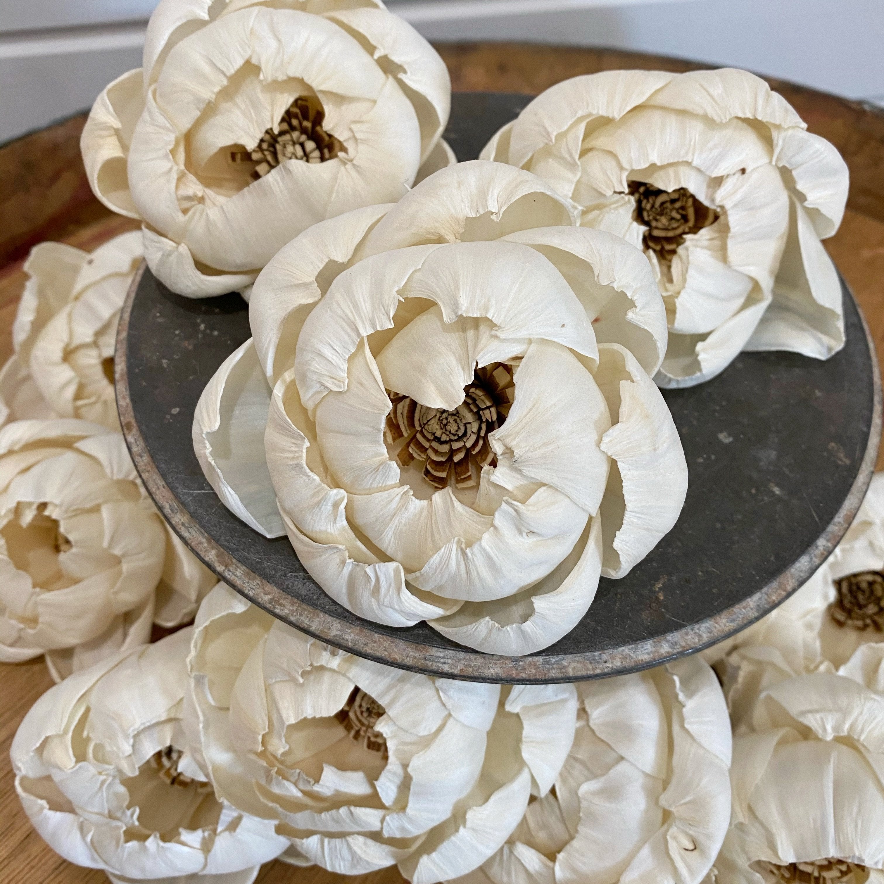 Helen™- set of 12-  3 inches _sola_wood_flowers