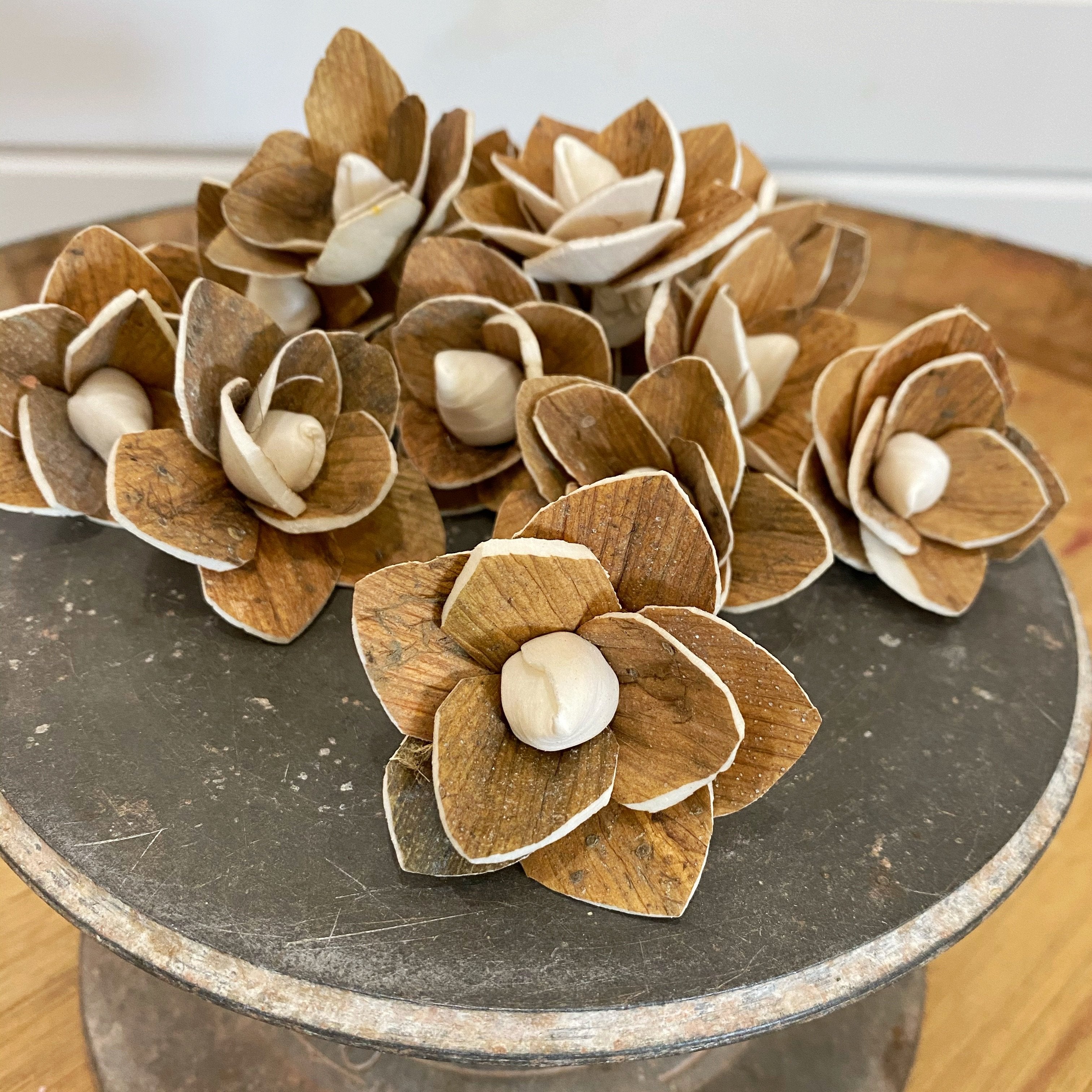 Luna™  set of 12 - 1.5 inches _sola_wood_flowers