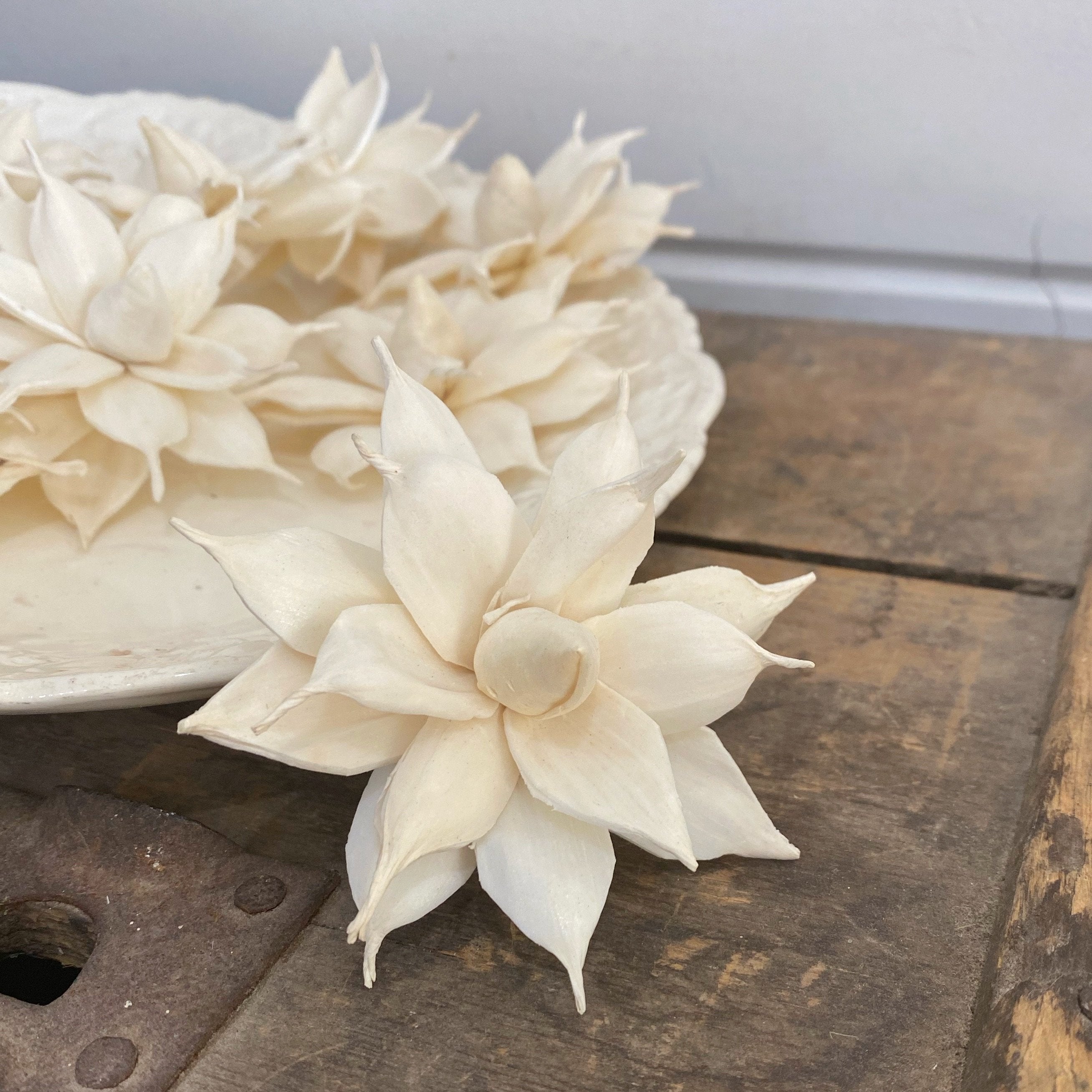 Maria™ - Set of 12- 3 inches _sola_wood_flowers
