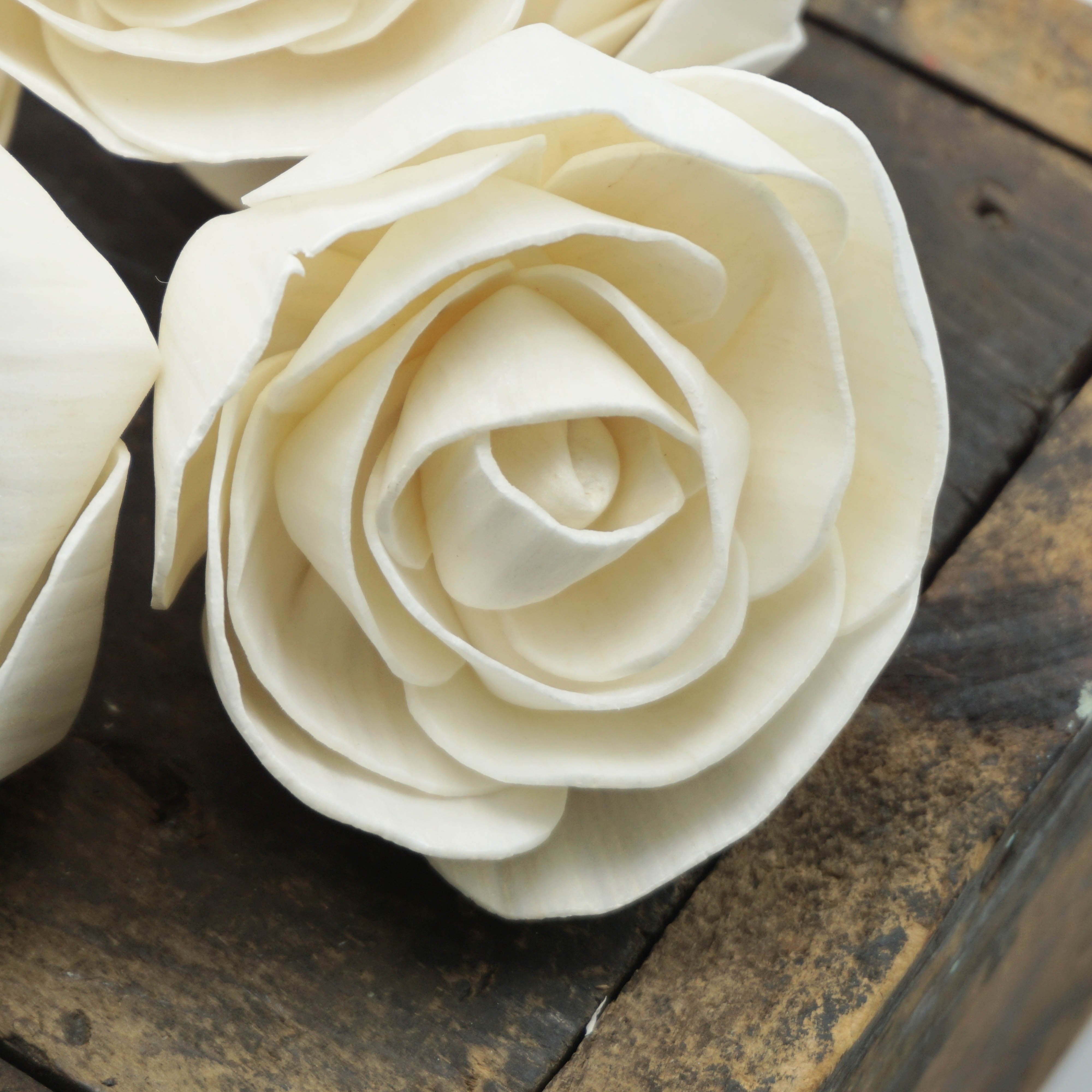Lovely™ Flower  - set of 12 - 3 inches _sola_wood_flowers