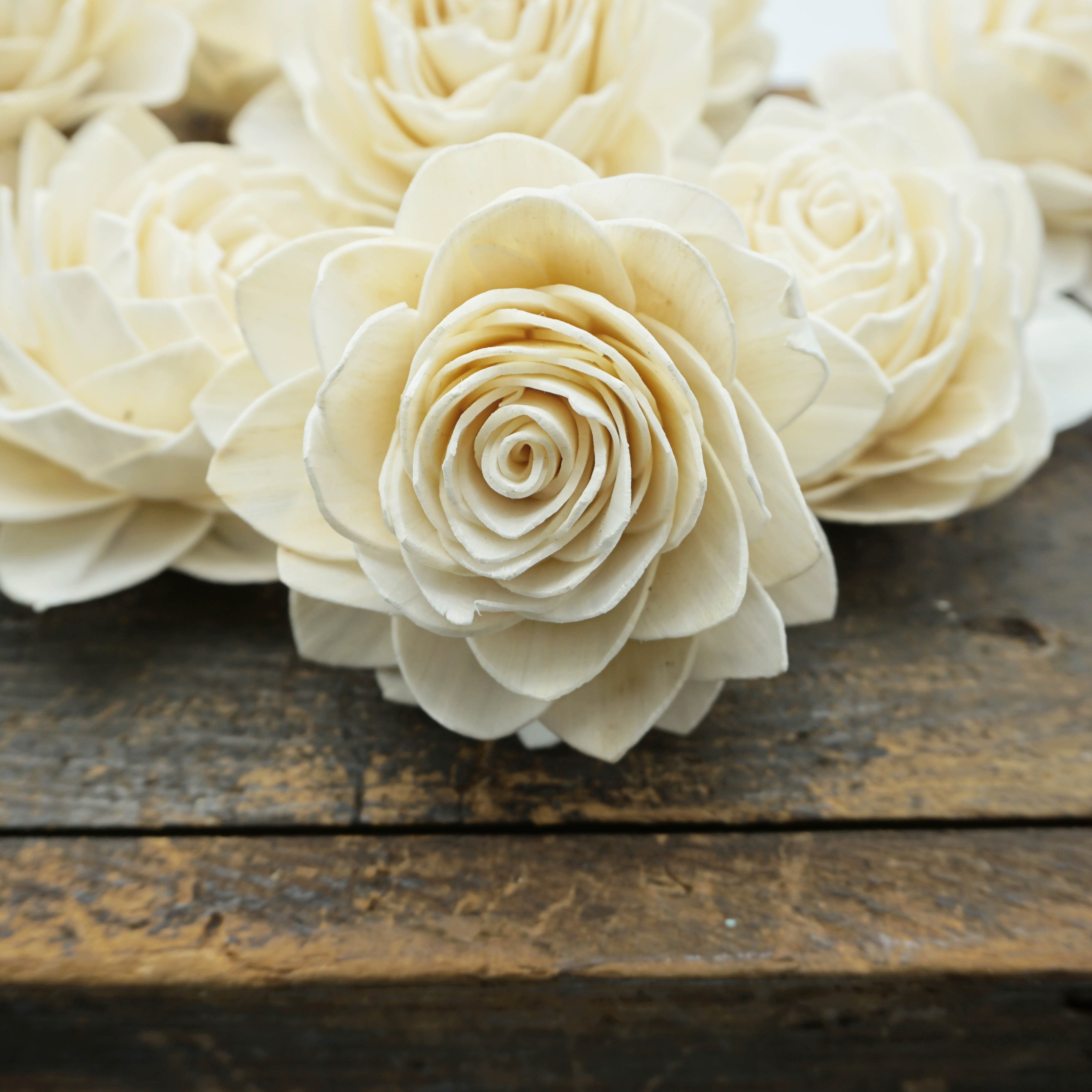 Waterlily - set of 12- 3 inches _sola_wood_flowers