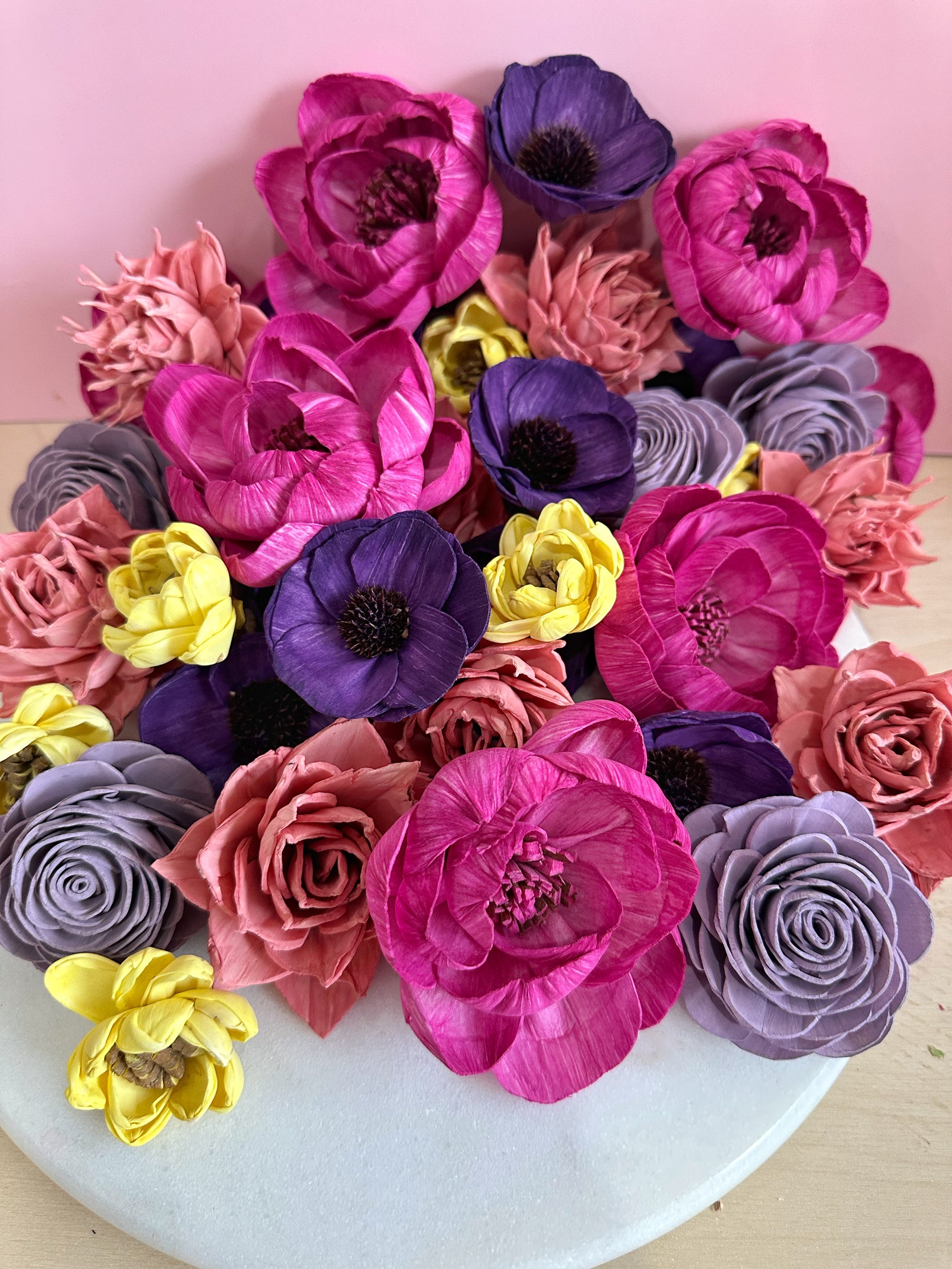 Fiesta- dyed sola wood flower assortment