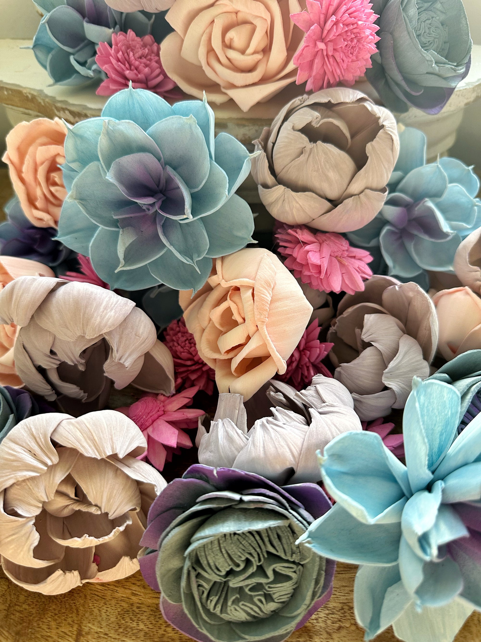 Looking Glass- dyed sola wood flower assortment