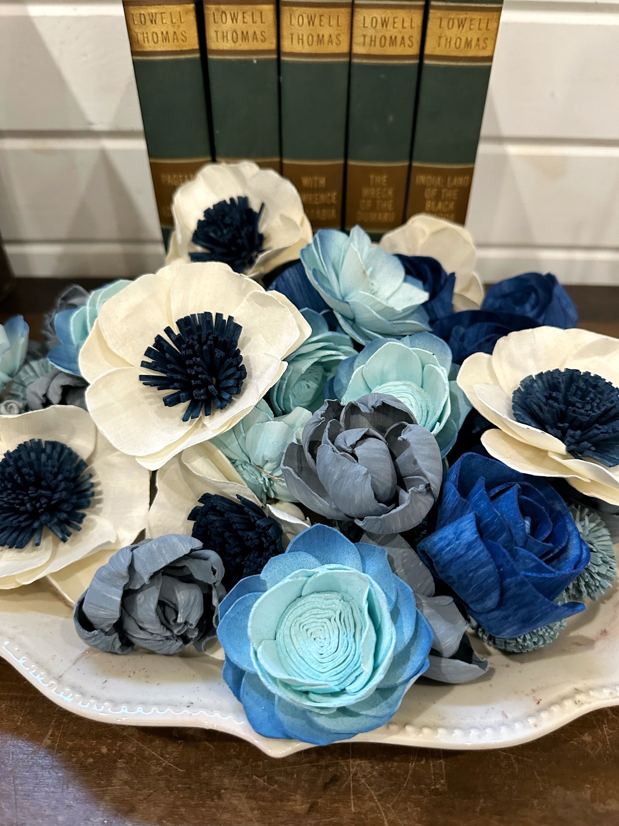 Winter Moon | Dyed Sola Wood Flower Assortment