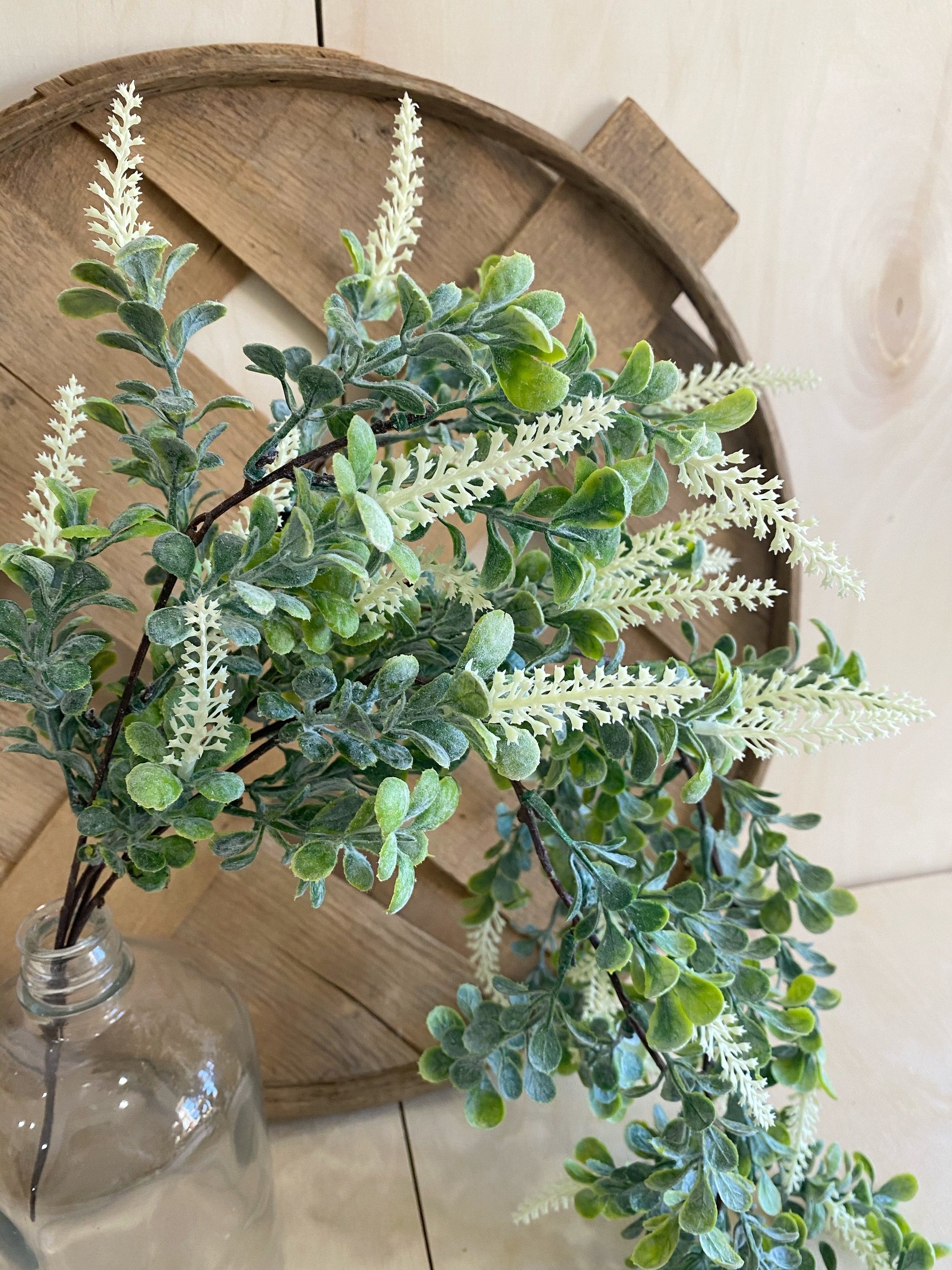 Boxwood with cream filler hanging | Artificial