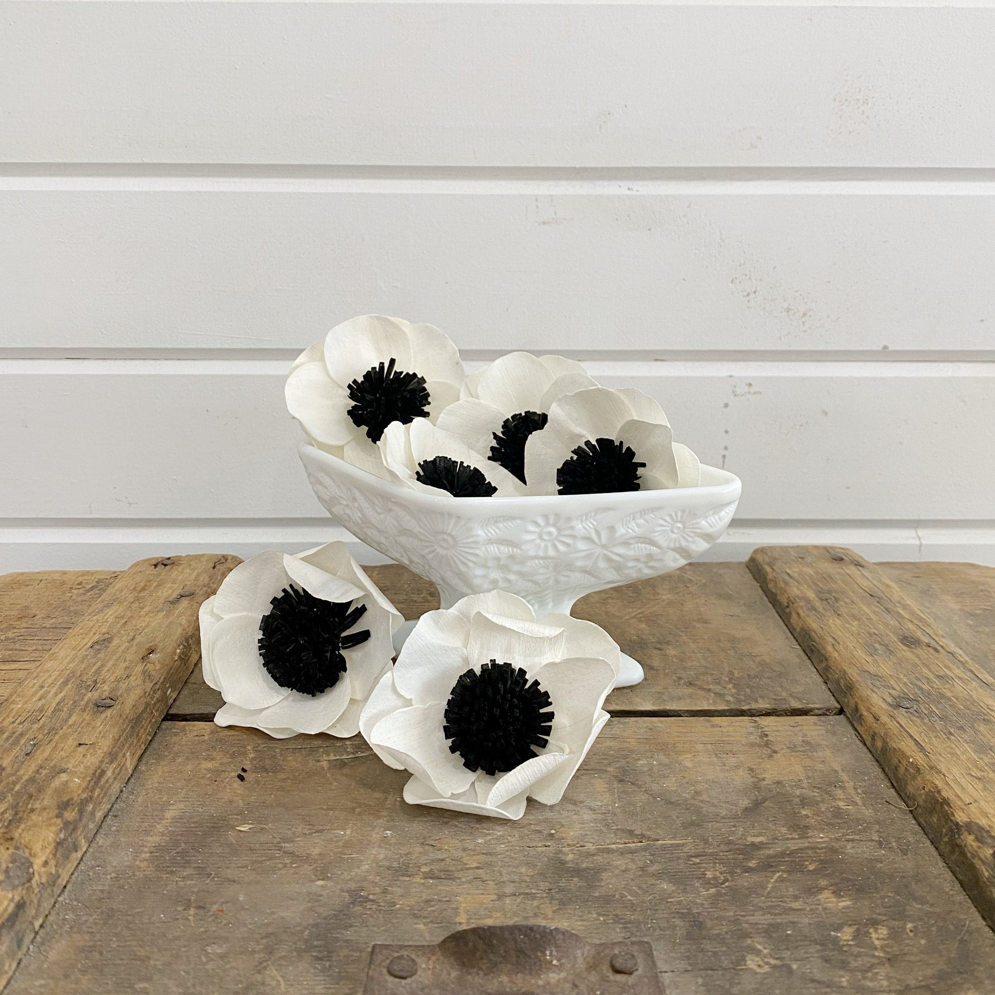 Dyed Anemones - set of 6 _sola_wood_flowers