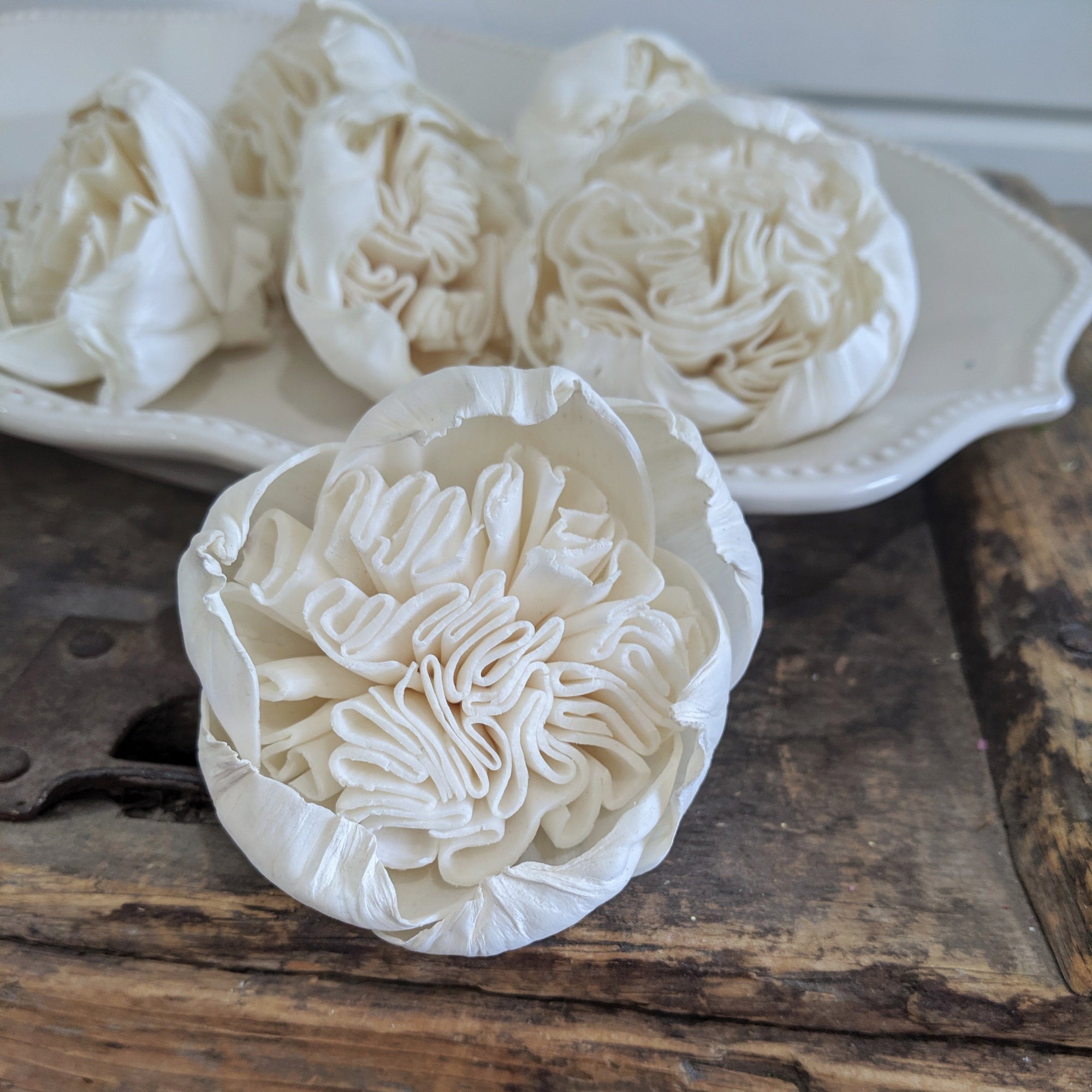 Juliet Rose™ set of 12 - 2.5 inches _sola_wood_flowers